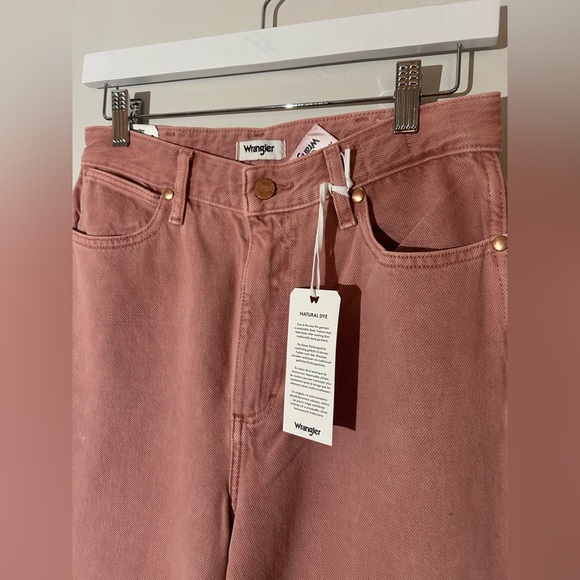 NWT Wrangler Wanderer Flare Jeans Dusty Rose 28x34 - Picture 5 of 6